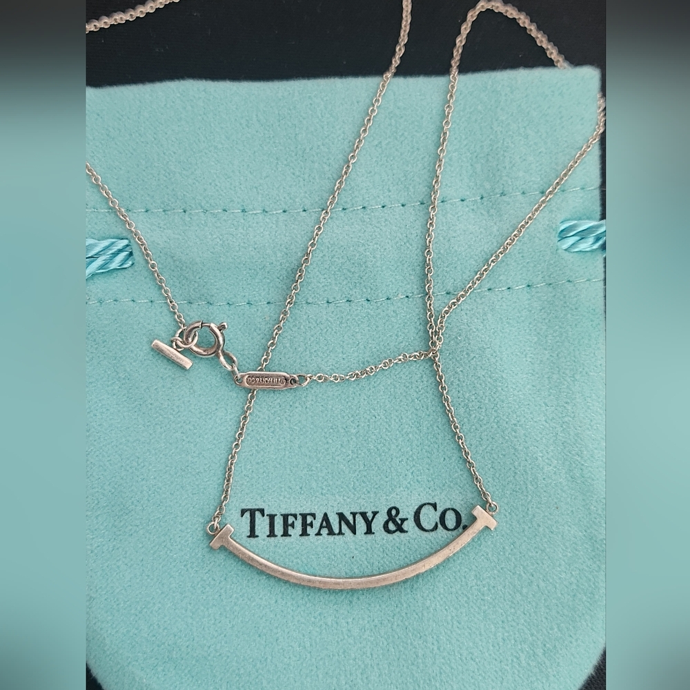 Tiffany T smile necklace